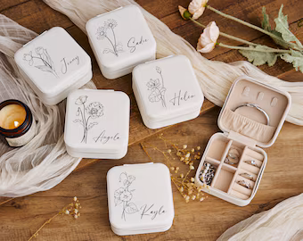 Personalized travel jewelry box